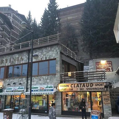 Sauze Apartment